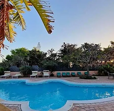 Giulia Bed & Breakfast 4*